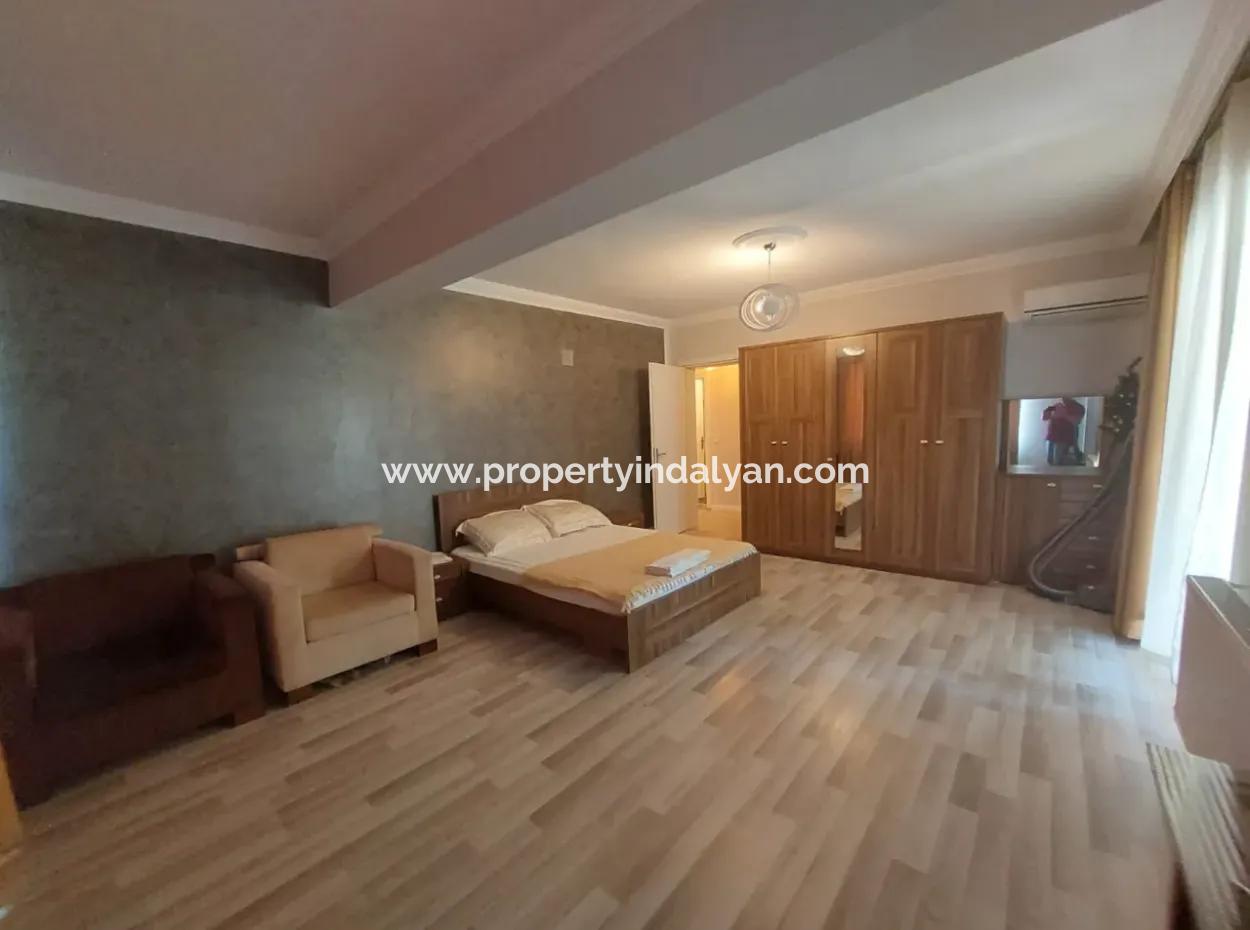 Mugla Dalyan Da 500 M2 Müstakil Arsada, Eşyalı 2 Daire 220 M2 Komple Kiralık