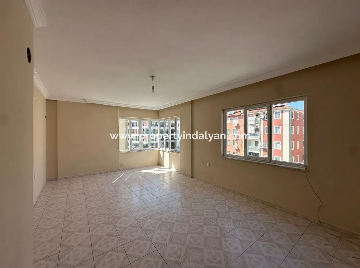 Ortaca Merkezde 3+1 Kapalı Mutfak Daire Kiralık