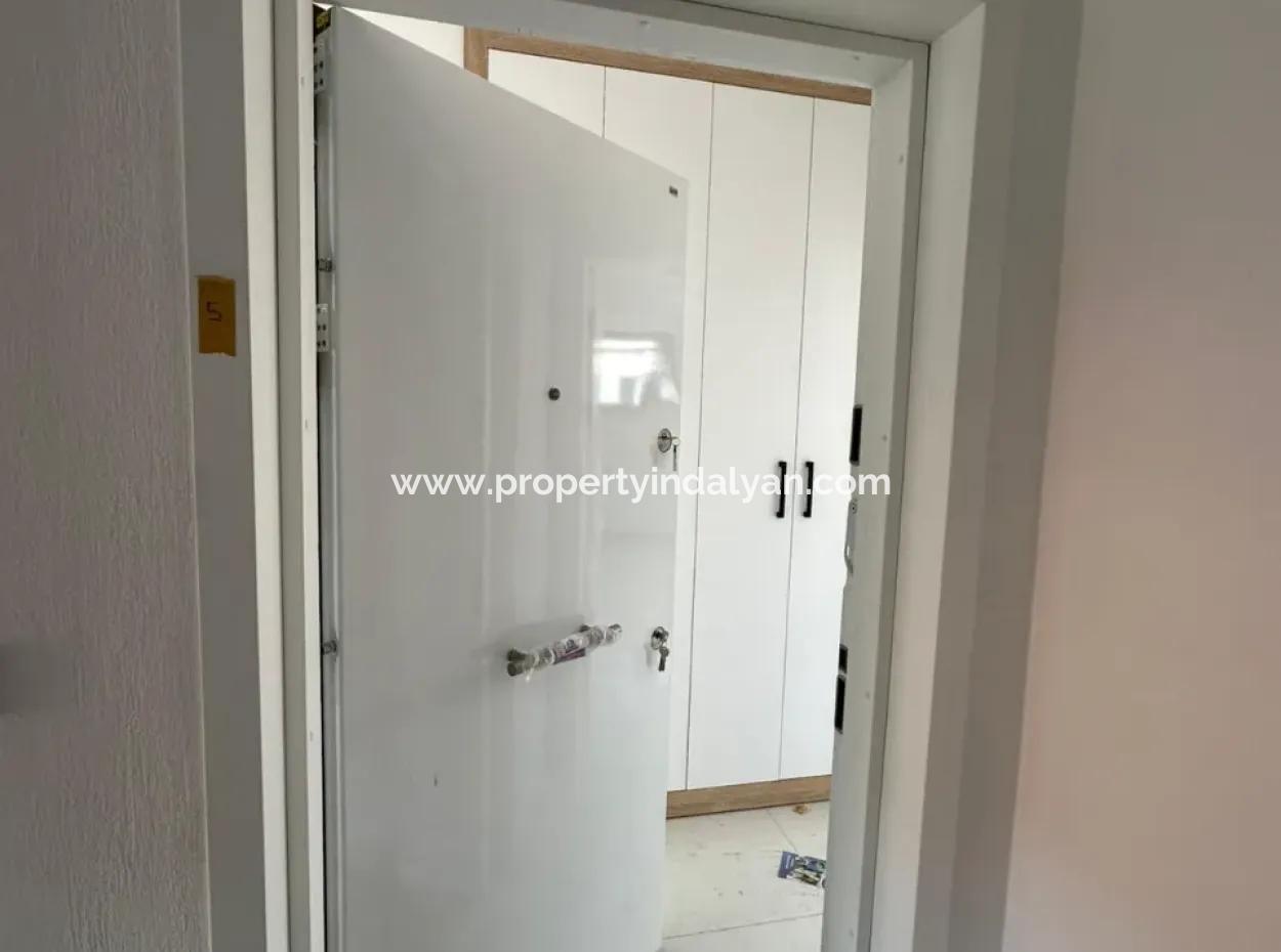 Ortaca Merkezde 2+1 Sıfır Lüks Havuzlu Daire Kiralık