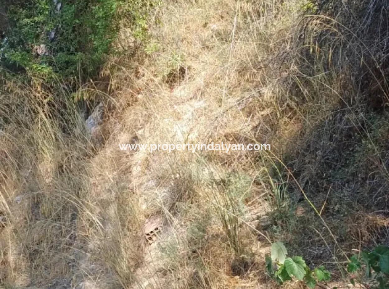 Denizli Çameli Gökçeyaka’da 750 M² Arazide 2 Katlı Taş Ev Satılık