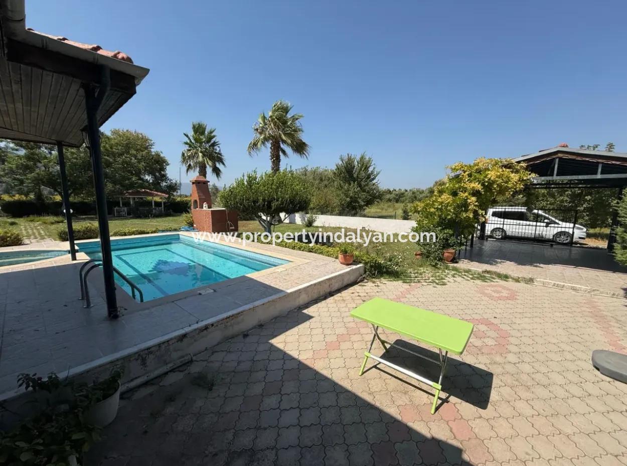 Ortaca, Dalyan 4.500M2 Arazide Yüzme  Havuzlu 3+1, 100 M2 Villa Satılık