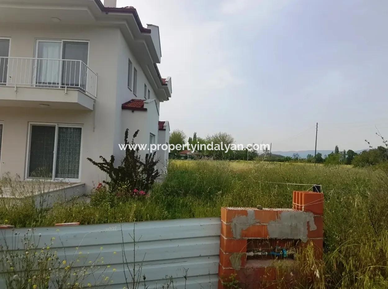 Okçularda Satılık Köşe Başı Arsa