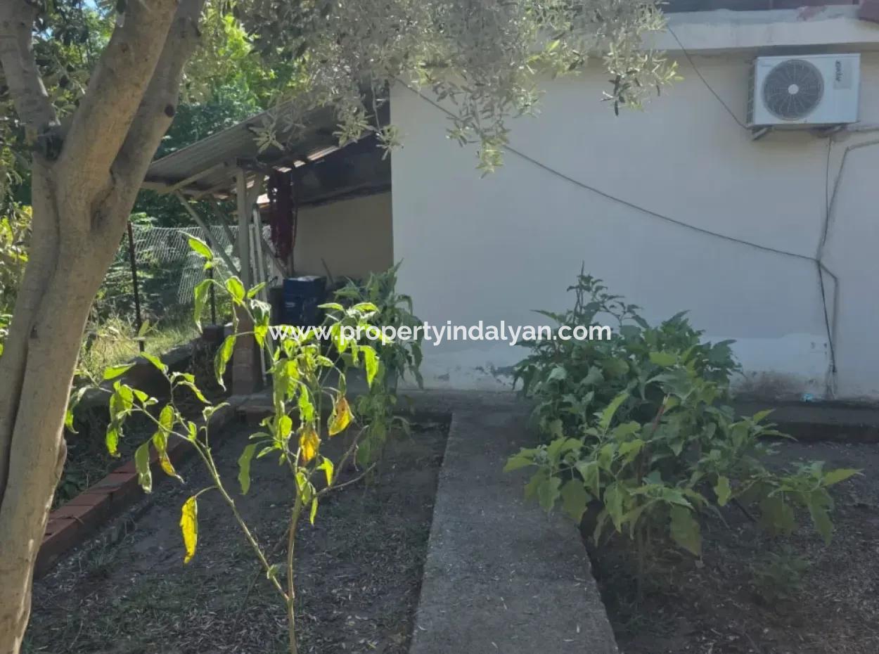 Ortaca Akıncı Sarıgerme Yoluna Sıfır 902 M2 Arsada 2+1, 70 M2 Köy Evi Satılık