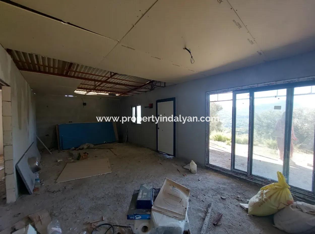 Ortaca Gökbel De  763 M2 Arazide, Kaba İnşaat 70 M2, 2+1 Prefabrik Ev Satılık