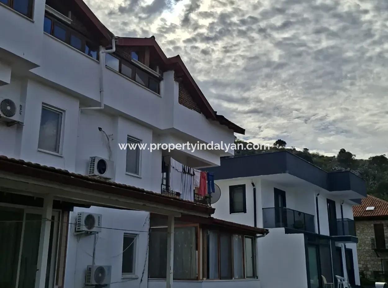 Muğla Ortaca Dalyan 1+1  Eşyasız Yüzme Havuzlu Çatı Katı Daire Yıllık Kiralık