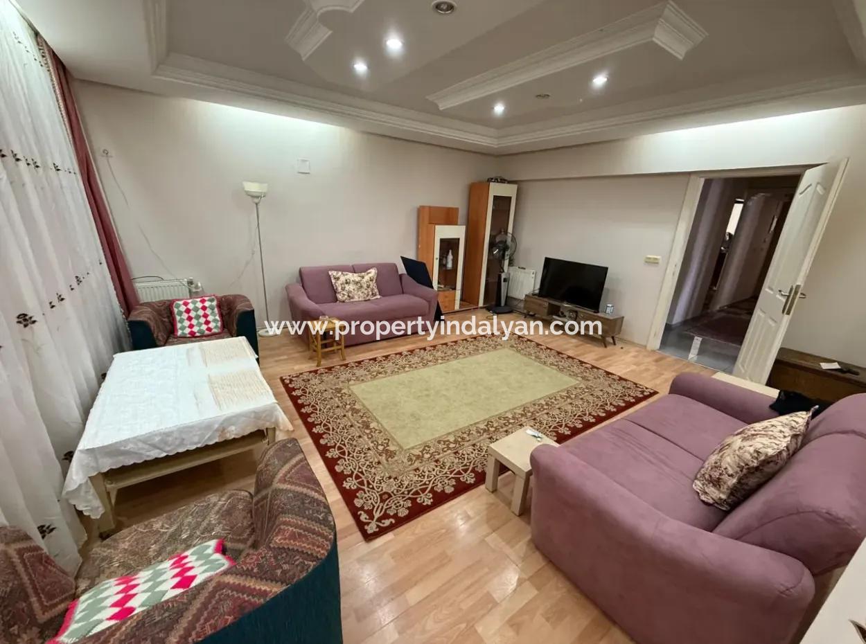 Ortaca Merkezde 3+1 160M2 Kapalı Mutfak Daire Satılık.