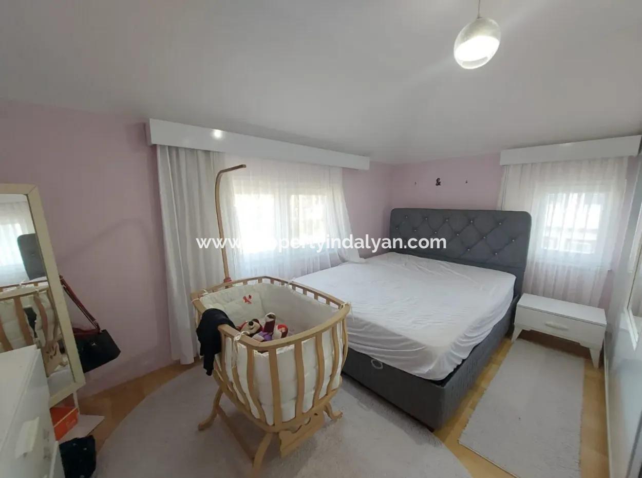 Ortaca Kemaliye De 645 M2 Arazide 4+1 Ve 3+1 Yüzme Havuzlu Ev Satılık Veya Takas