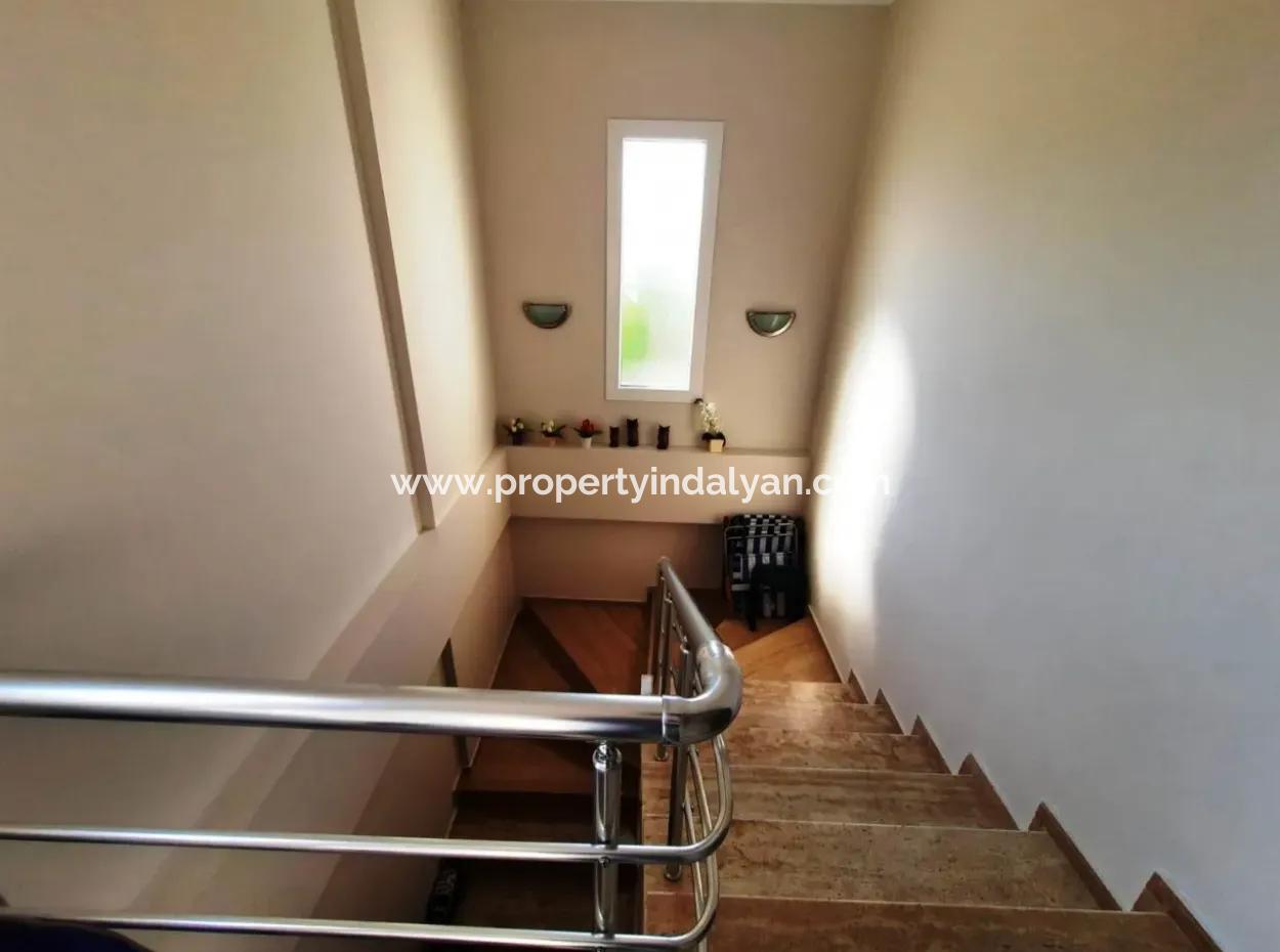 Ortaca Dalyanda Satılık Yüzme Havuzlu Lüks Villa