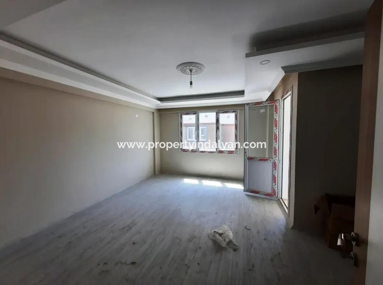 Dalamanda Satılık Yüzme Havuzlu Sıfır Daire