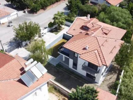 Muğla Dalyanda 520 M2 Arsada 230 M2 5+1 Ultra Lüks Villa Satılık