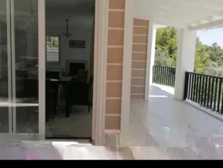 Ortaca Sarıgerme De 150 M2 3+1 Günlük Kiralık Villa