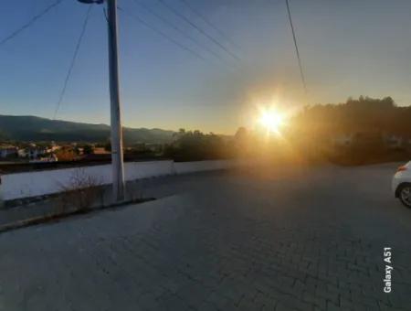 Muğla Ula Çıtlıkda 250 M2 İnşaat Hakkı Olan 1 700 M2 Arsa Satılık. 