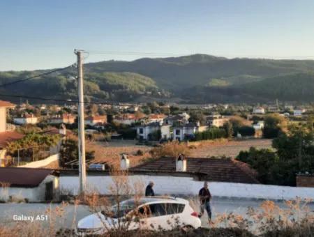 Muğla Ula Çıtlıkda 250 M2 İnşaat Hakkı Olan 1 700 M2 Arsa Satılık. 
