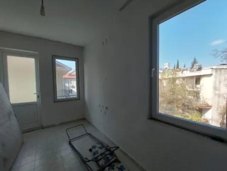 Muğla Dalyan Merkezde, 2+1 Eşyasız Daire Kiralık