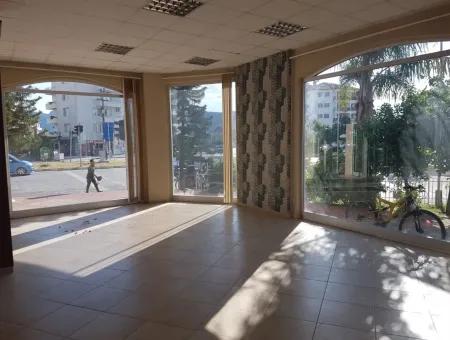 Ortaca Dalyan Anayol Kenarında Köşe Başı 120 M2 Kiralık Dükkan