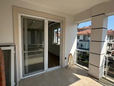 Cumhuriyet De 2+1 Kapalı Salon Mutfak Daire Satılık