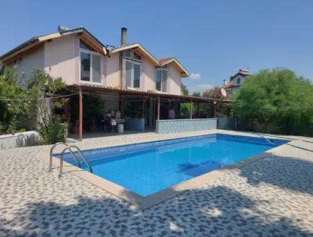 Muğla Ortaca Okçular’da Yüzme Havuzlu, Dağ Ve Doğa Manzaralı Müstakil Ev Satılık
