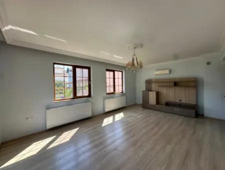 Atatürk Mahallesinde 3+1 Isı Pompalı Daire Kiralık