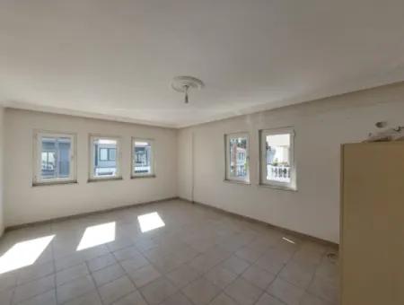 Muğla Dalyan Merkezde, 2+1 Eşyasız Daire Kiralık