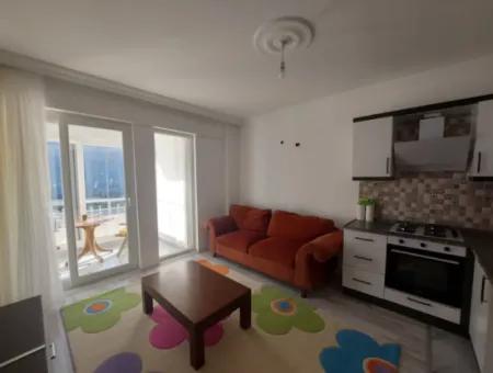 Ortaca Cumhuriyette 1+1, Eşyasız Giriş Katı Daire Kiralık